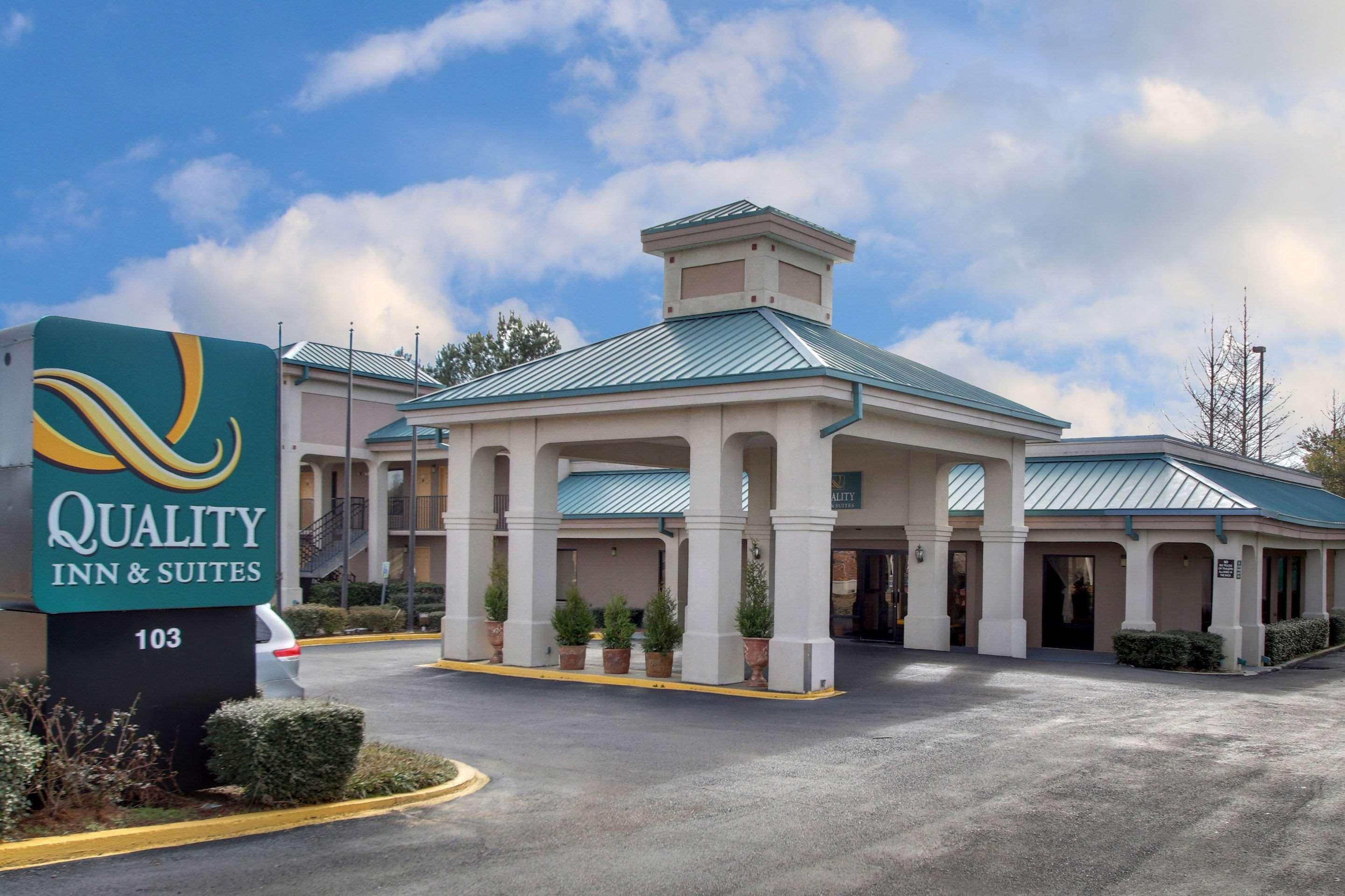 Quality Inn & Suites Clinton Eksteriør billede